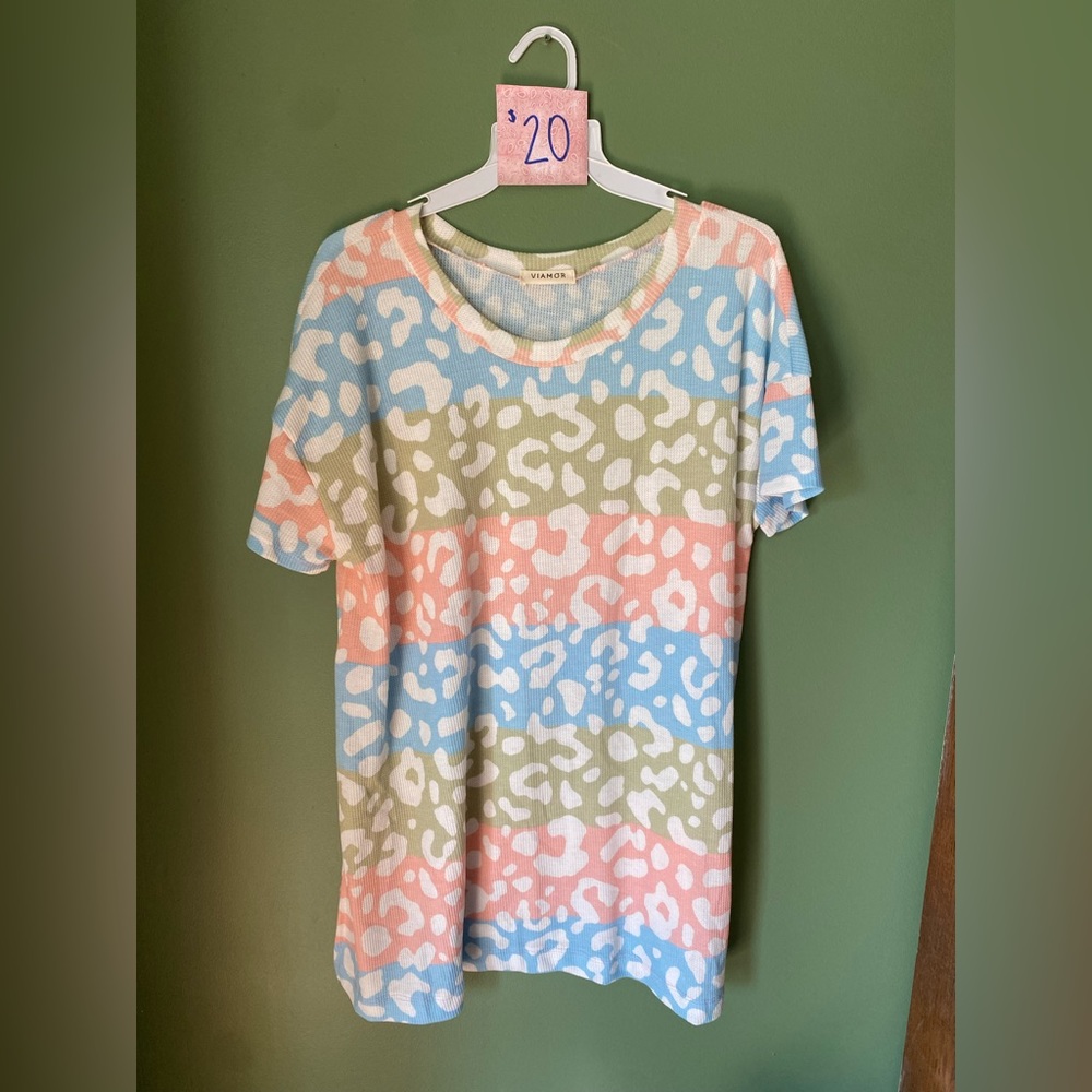 Cheetah pastel color block tee